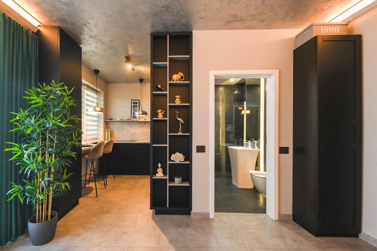 Panoramic Apartment With Terrace Cluj-Napoca Exterior photo