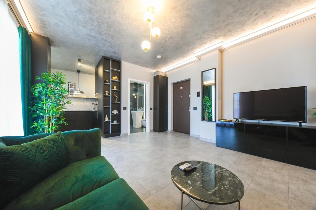 Panoramic Apartment With Terrace Cluj-Napoca Exterior photo